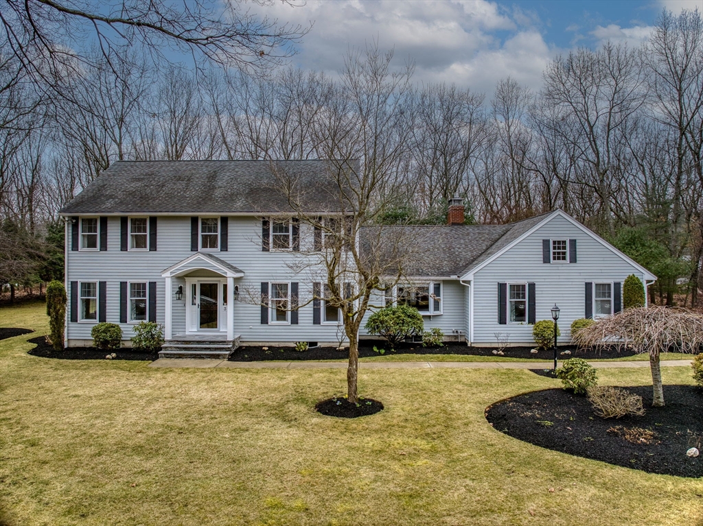 3 Deerfield Way Property Photo