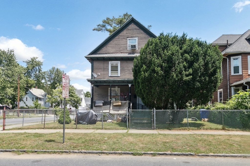 75 Oak Grove Ave Property Photo