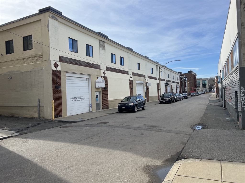 14 Fordham Road Property Photo 2