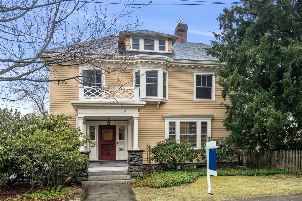 35 Hillside Terrace Property Photo