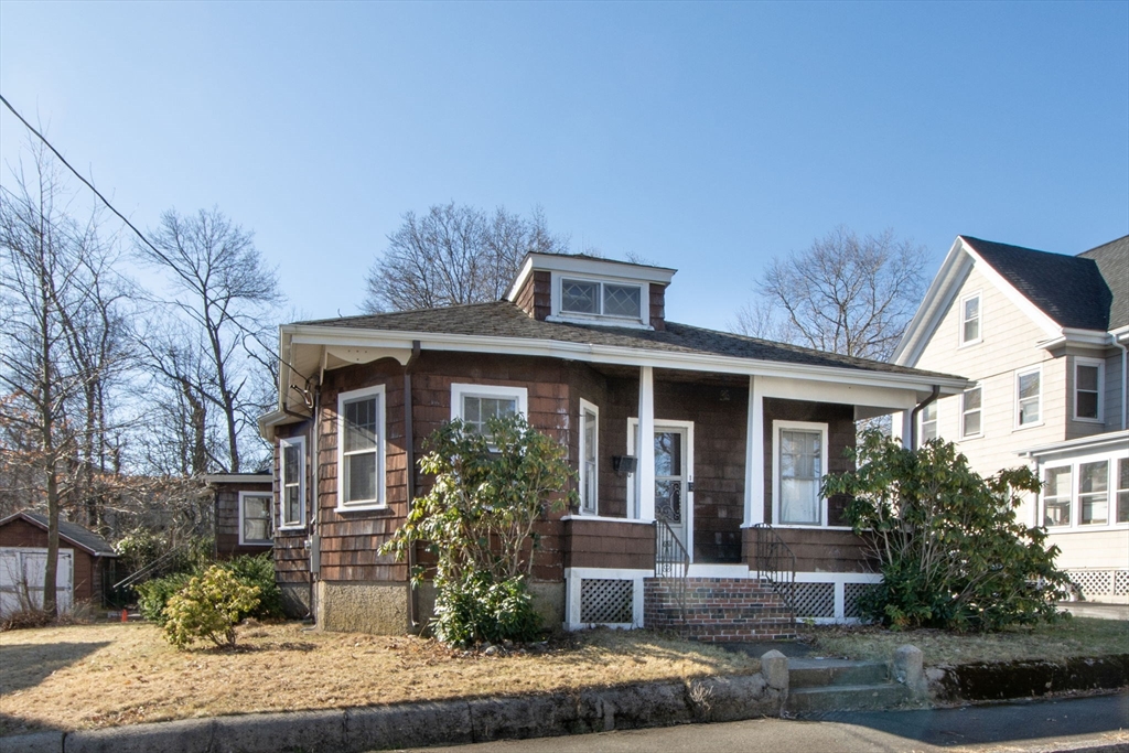 174 Dover St Property Photo