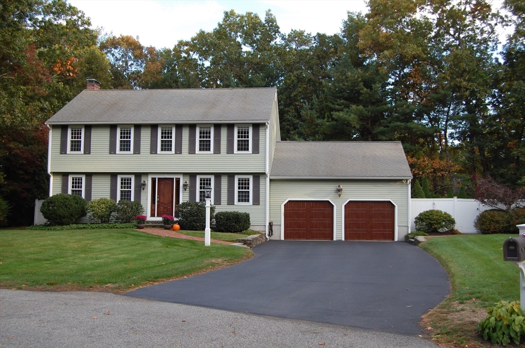 11 Bayberry Lane Property Photo