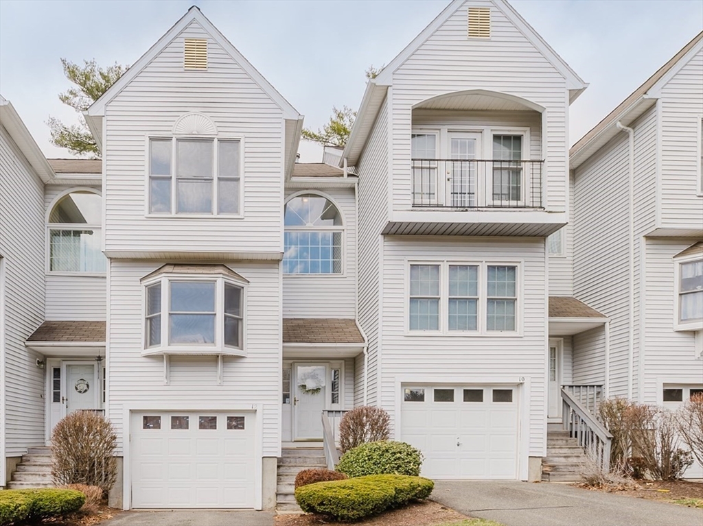 12 Castlegate Drive # 12 Property Photo