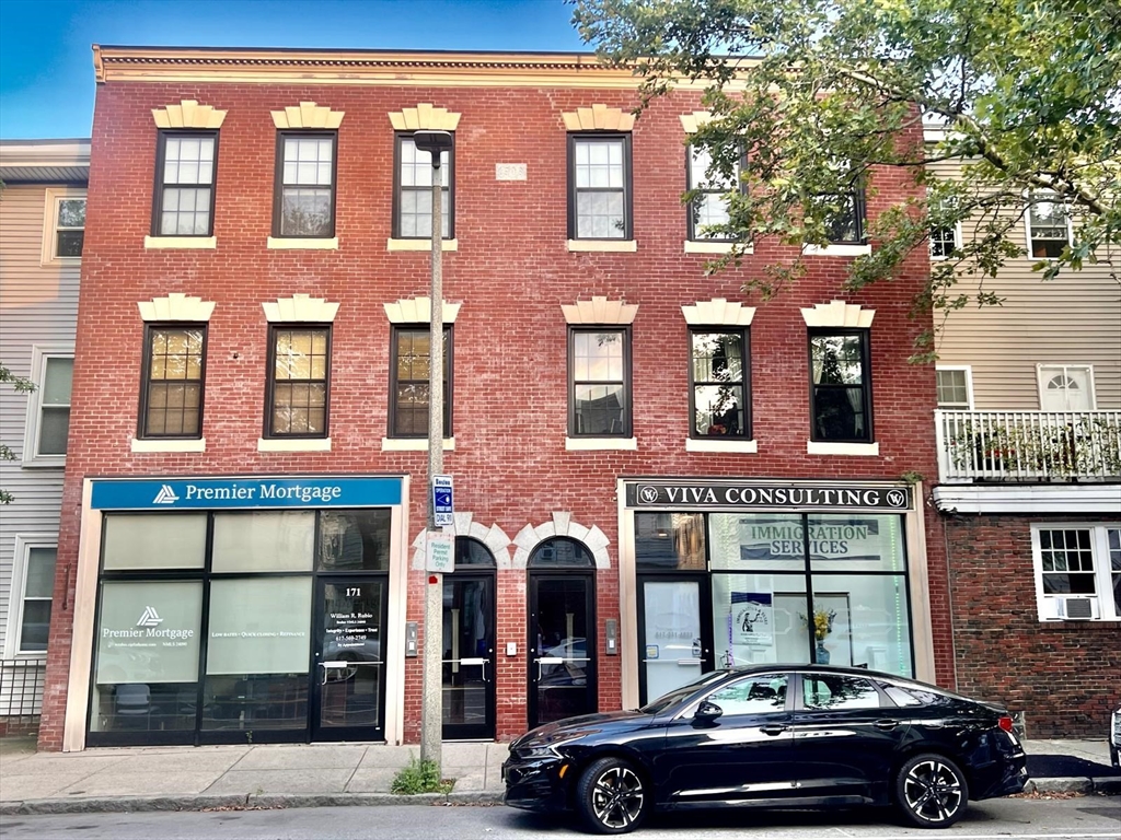 171 Chelsea St. Property Photo 1