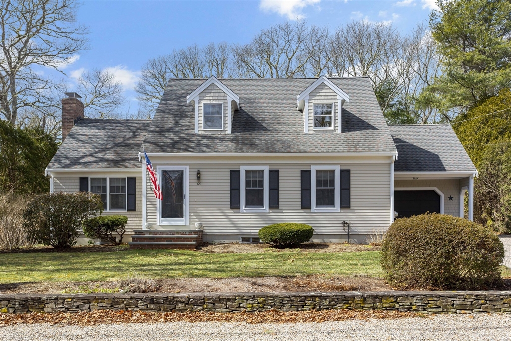 65 Wianno Circle Property Photo 1