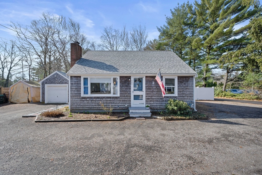 445 Plain Street Property Photo