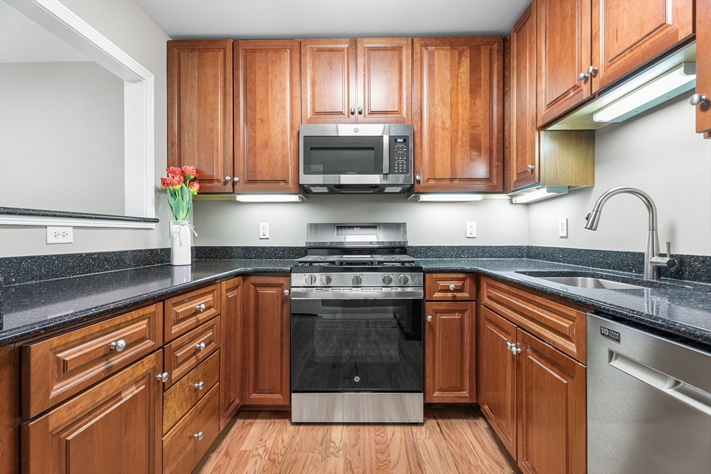 318 Rindge Ave # 112 Property Photo