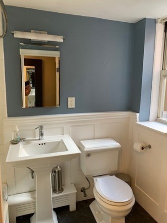 145 Pinckney # 319 Property Photo 11
