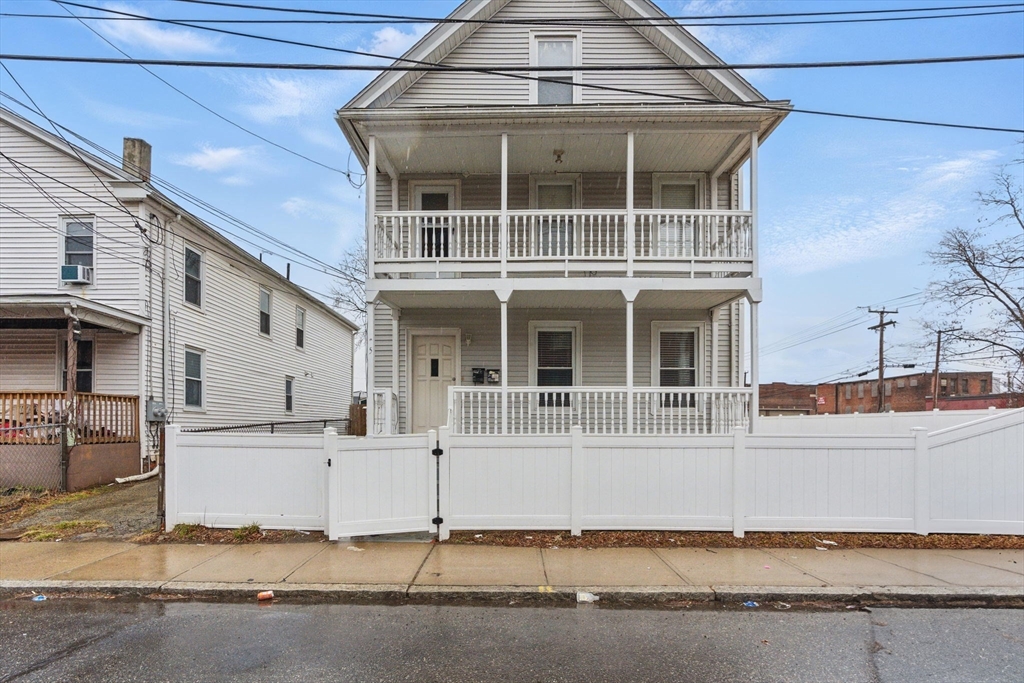 Holyoke Real Estate Listings Main Image