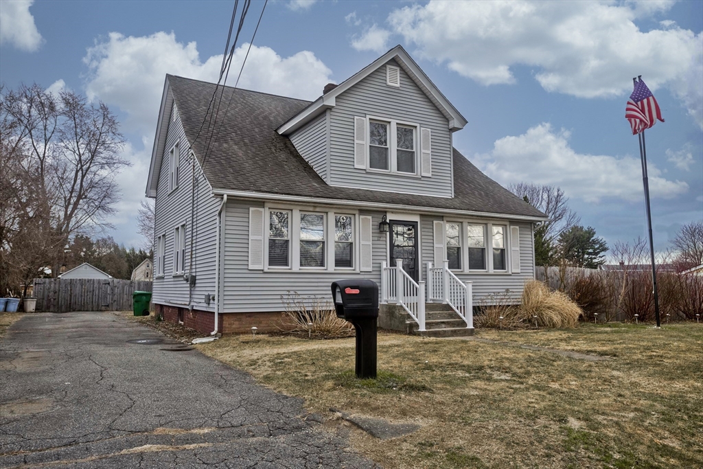 17 Poplar St Property Photo