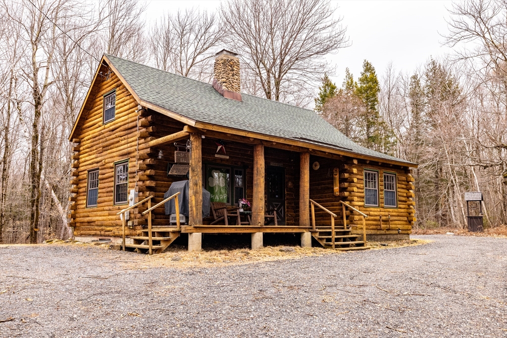 Middlefield Real Estate Listings Main Image
