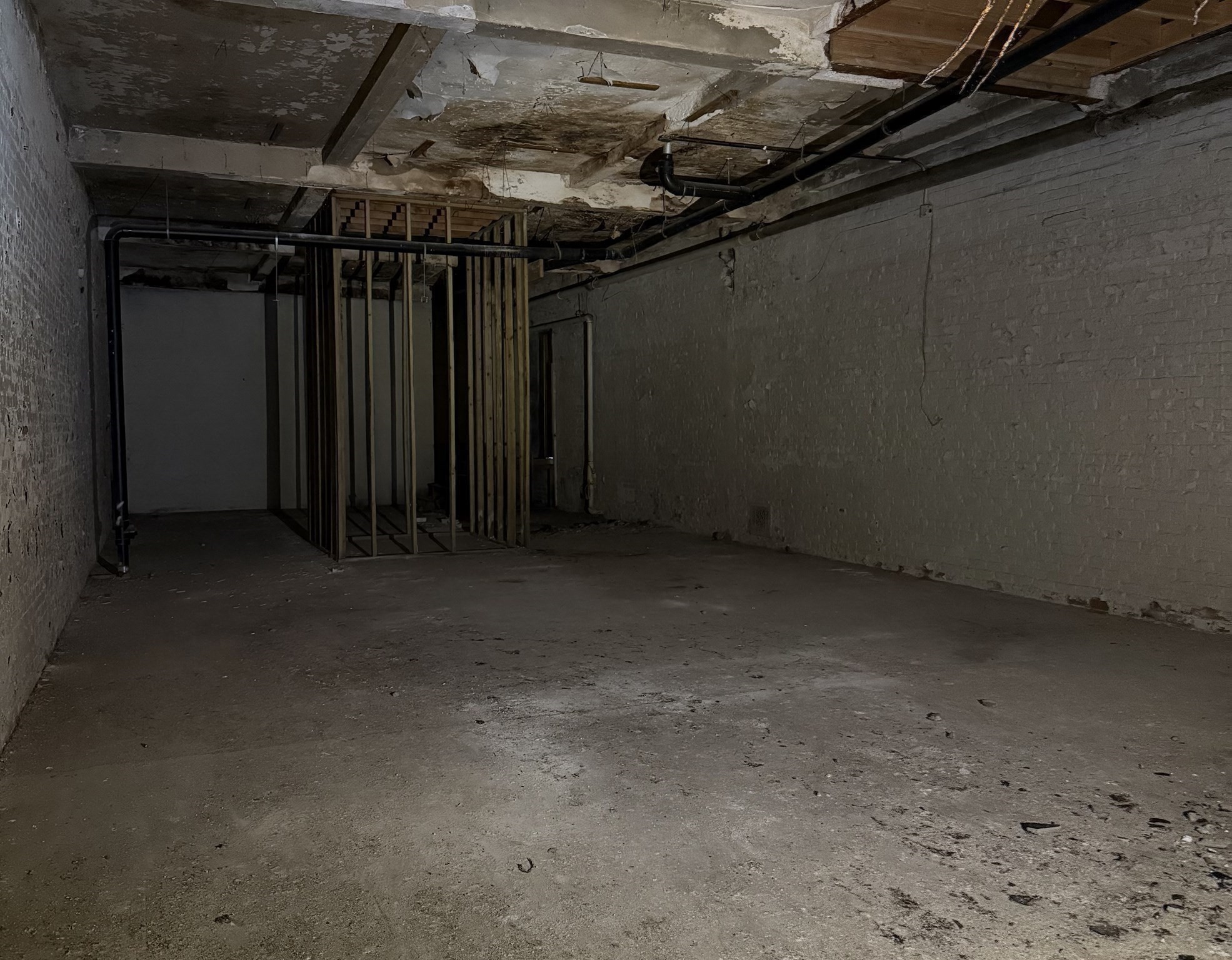 687 State # A Property Photo 5