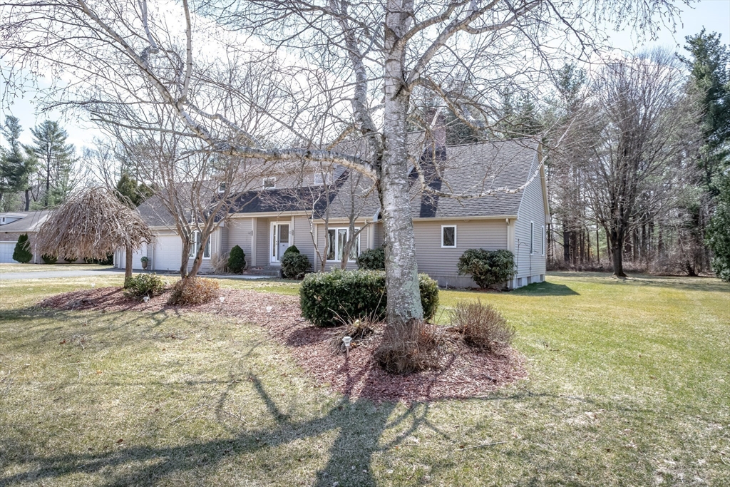 42 Mockingbird Ln Property Photo