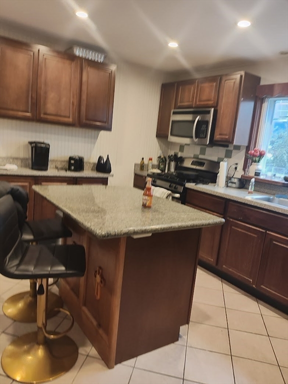 933 E Broadway Property Photo 12