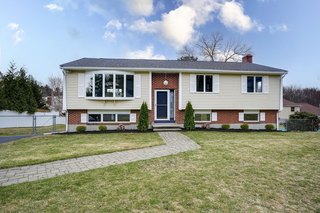 Burlington Real Estate Listings Main Image