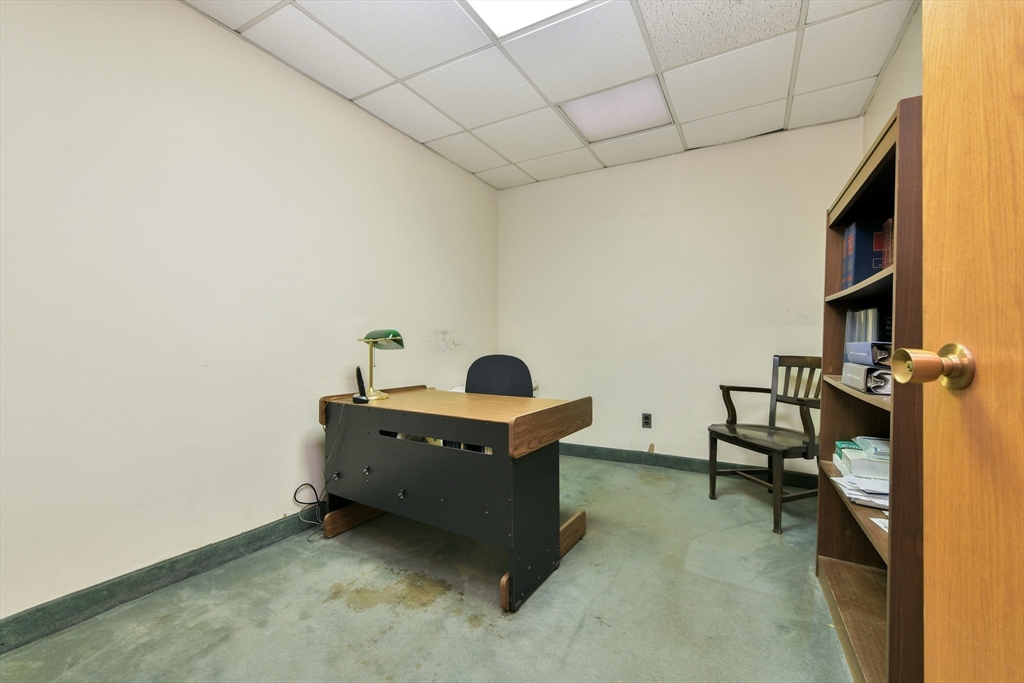19 Beacon Street # 6 Property Photo 11
