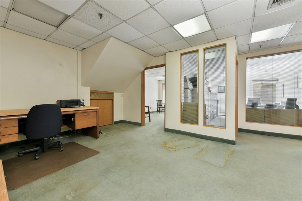 19 Beacon Street # 6 Property Photo 12