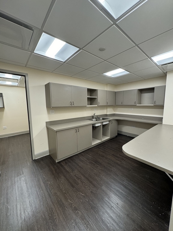 137 Newbury St. # B Property Photo 6