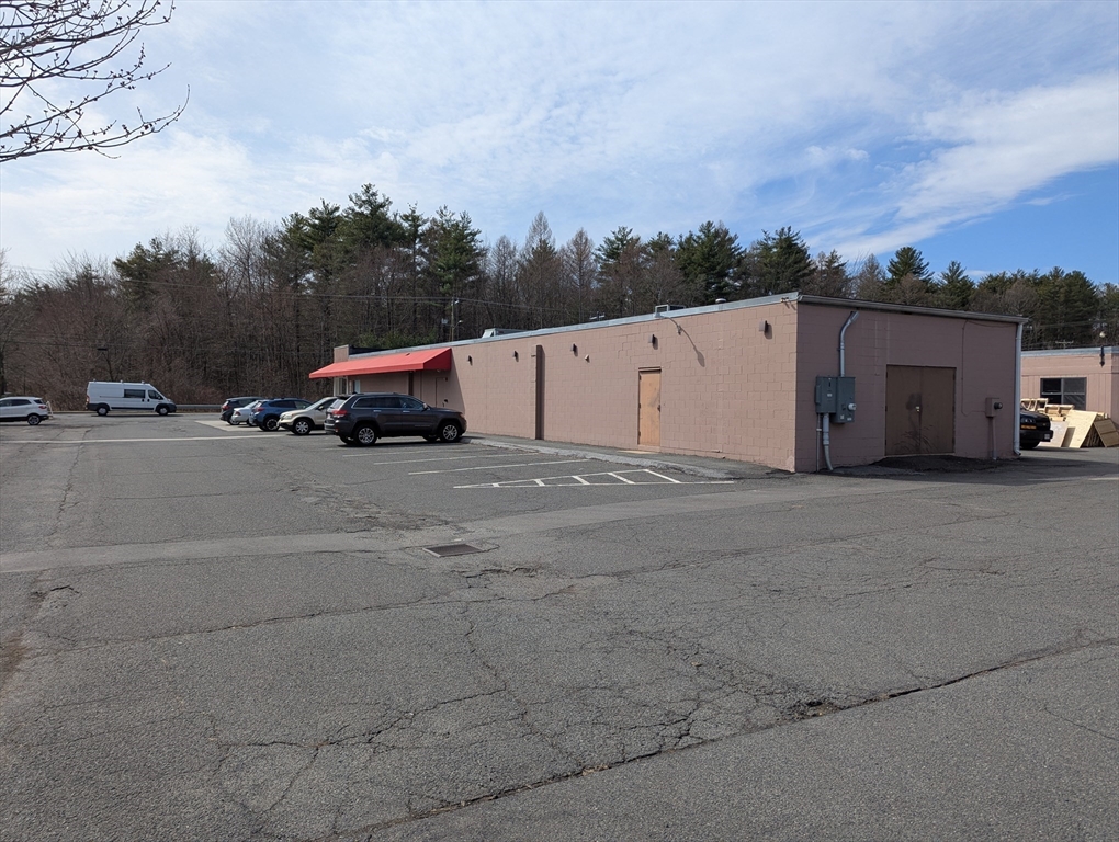 328 College Street Property Photo 1
