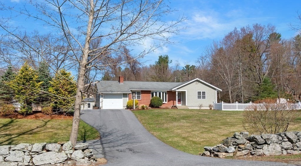 2 Fisher St Property Photo