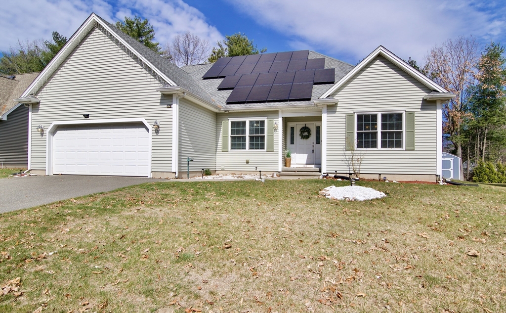 114 Barrington Dr Property Photo