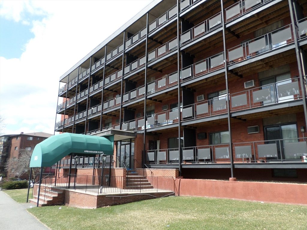 585 Revere Beach Pkwy # 410 Property Photo