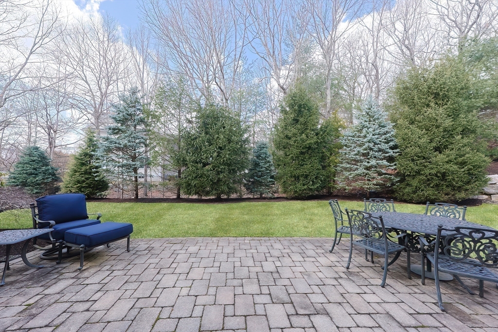 2 Minuteman Road Property Photo 1