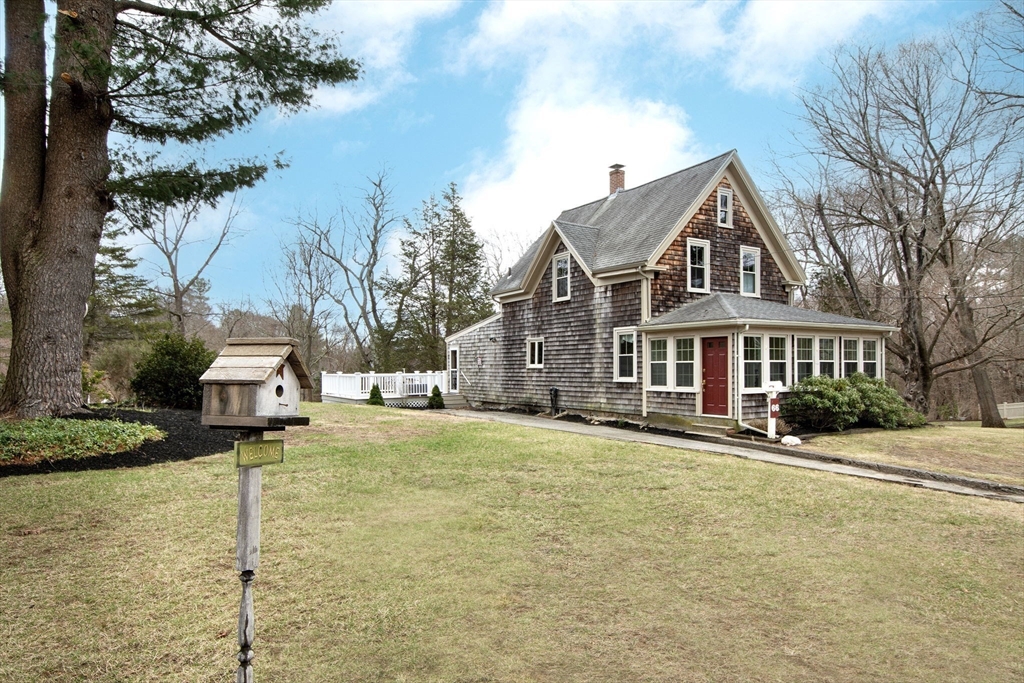 Hingham Real Estate Listings Main Image