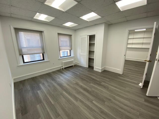 233 Harvard St # 201 Property Photo 11