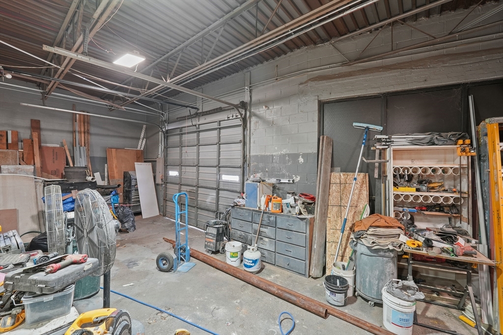 138 Morgan St Property Photo 8