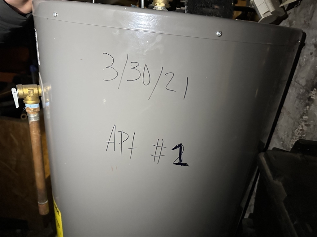 9 Carter St Property Photo 7