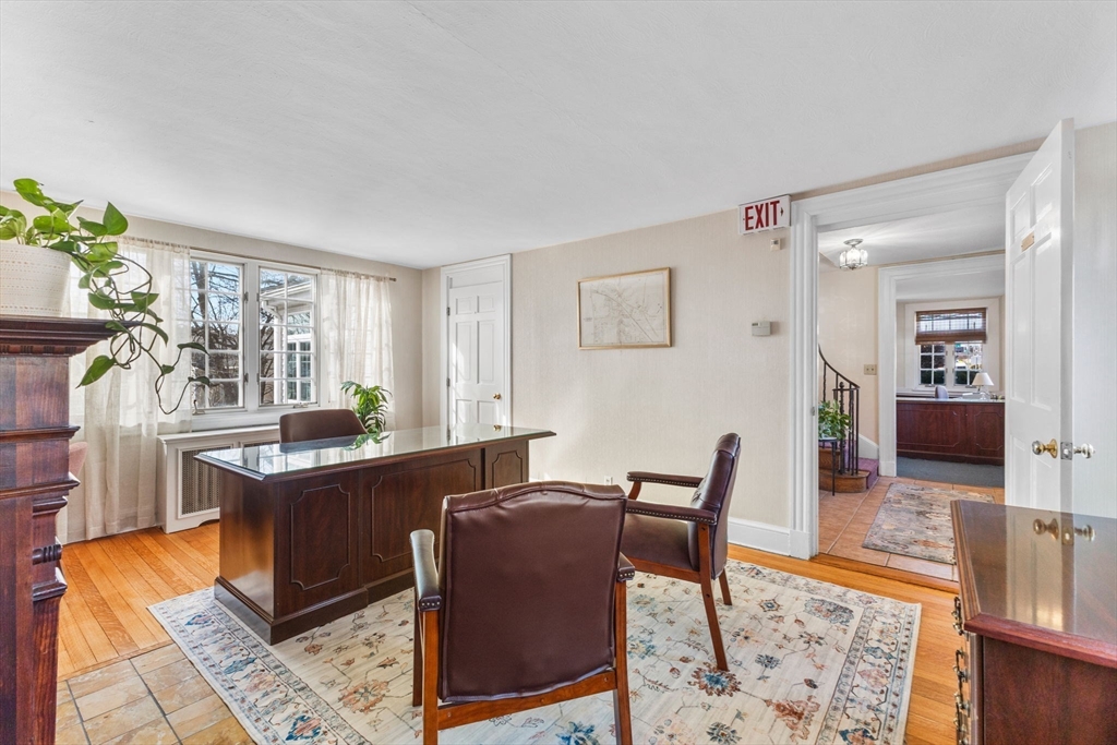 1646 Centre Street Property Photo 16