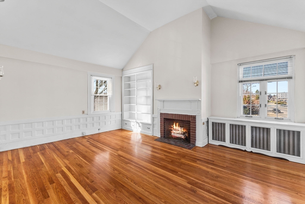 1646 Centre Street Property Photo 31
