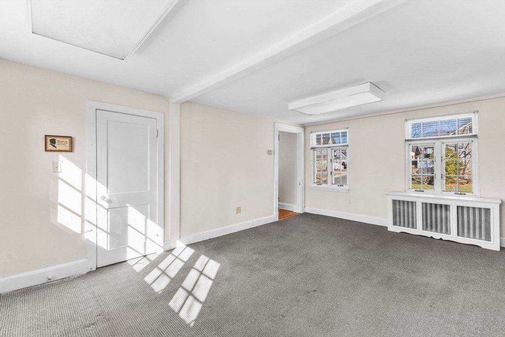 1646 Centre Street Property Photo 35