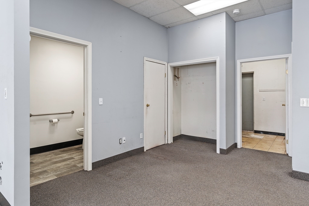 15 College Hwy # H3 Property Photo 13