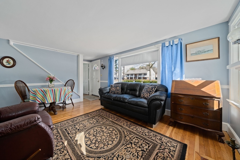 445 Plain Street Property Photo 17