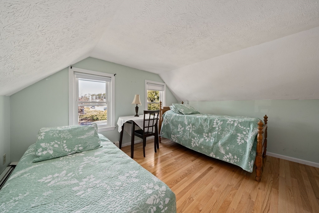 445 Plain Street Property Photo 19