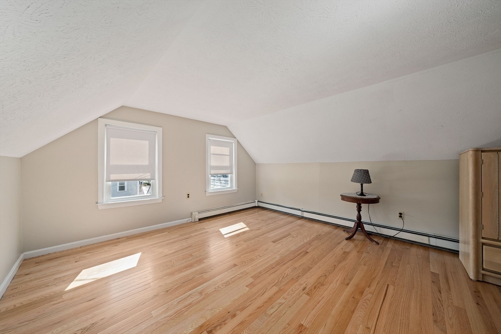 445 Plain Street Property Photo 20