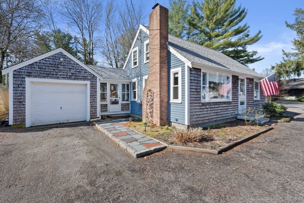 445 Plain Street Property Photo 30