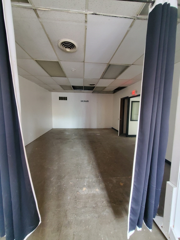 234 Exchange St Property Photo 6