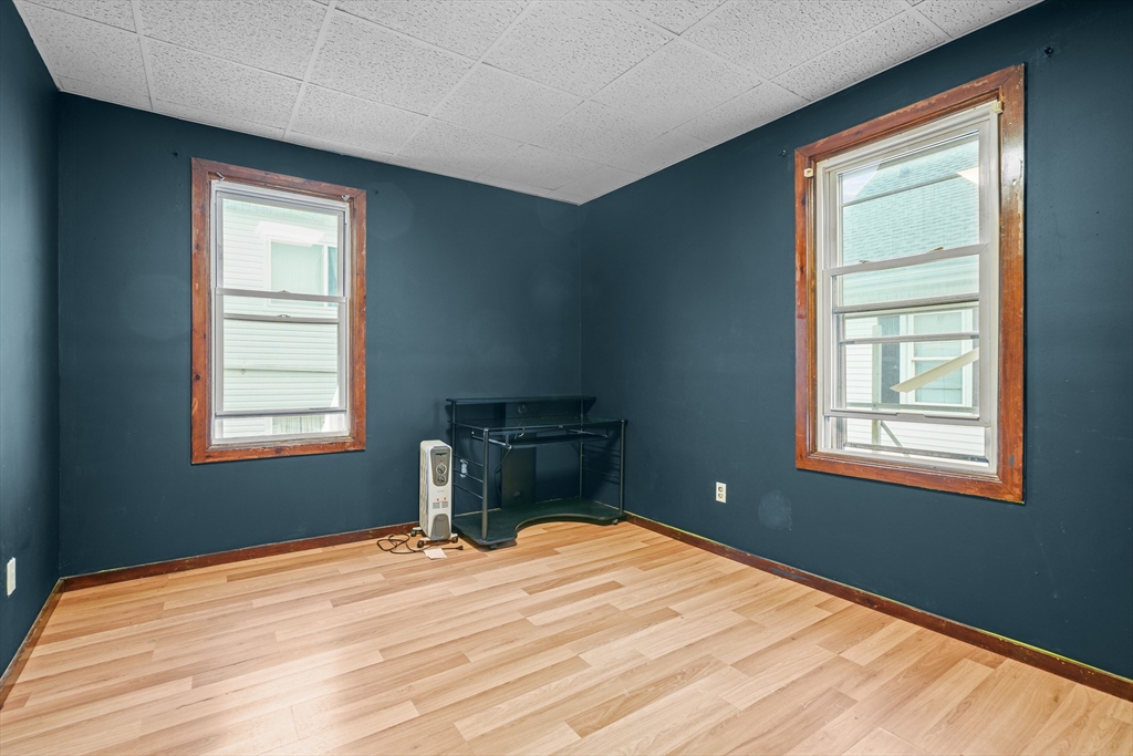 337 Columbia St Property Photo 41