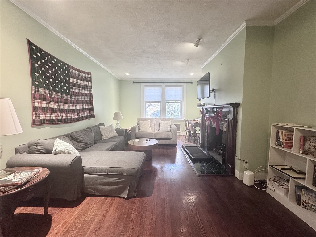313 Tappan St # 2 Property Photo 3