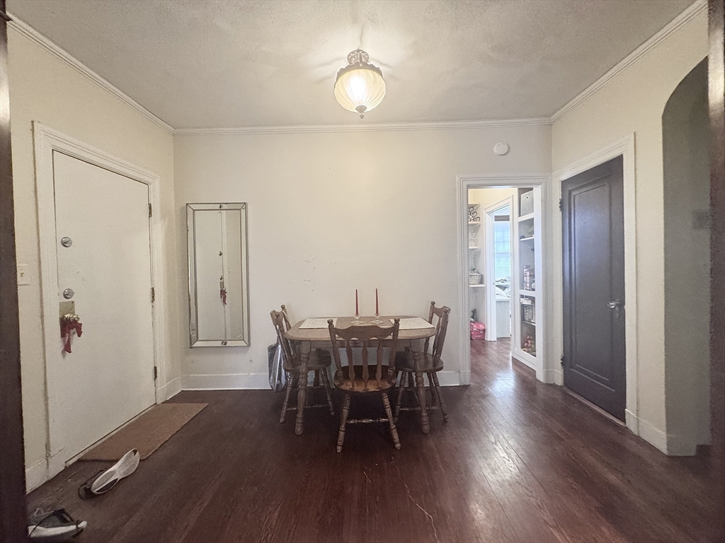 313 Tappan St # 2 Property Photo 4
