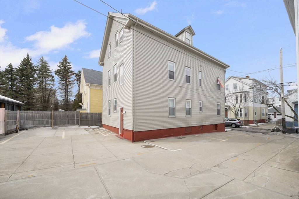 98-102 Penn Street Property Photo 10
