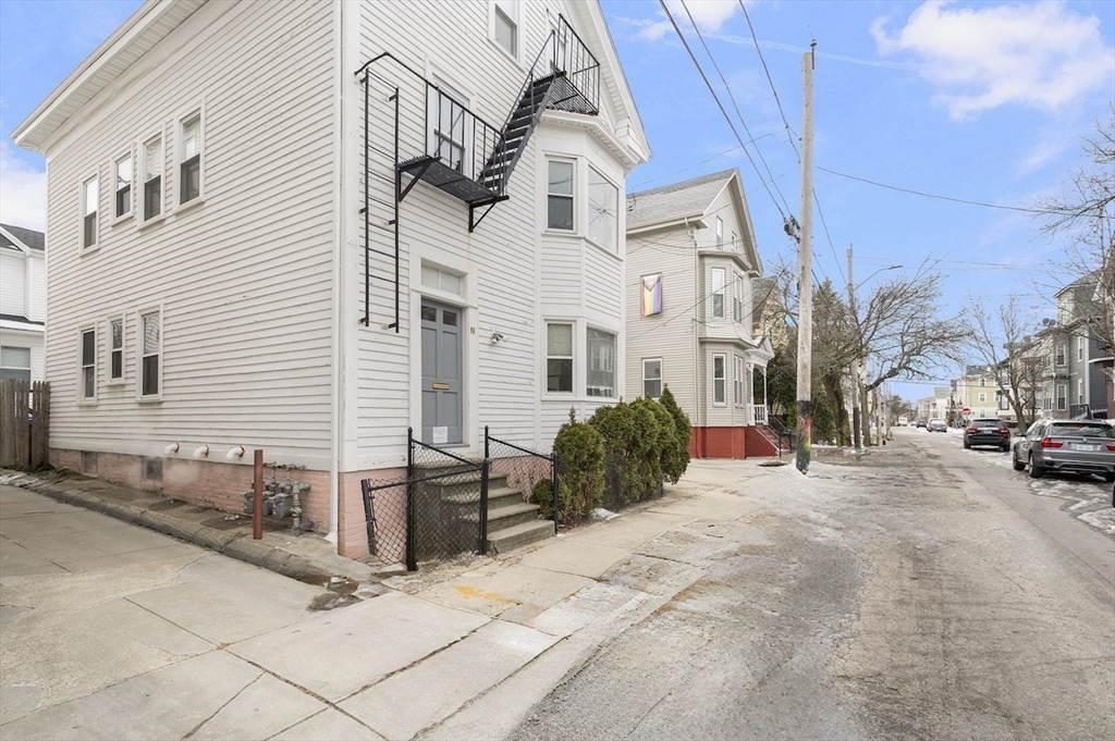98-102 Penn Street Property Photo 11