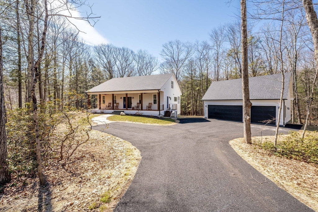 150 Northwest Road Property Photo 1