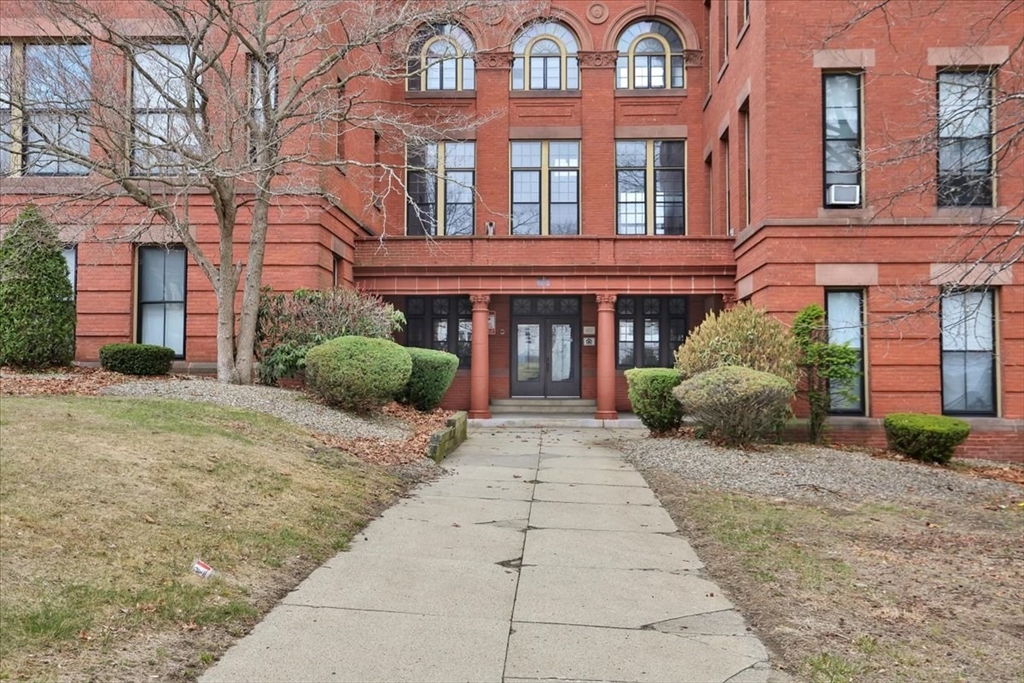 64 Myrtle Street Property Photo 3
