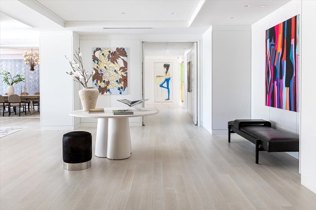 6 Newbury Street # 502 Property Photo 3
