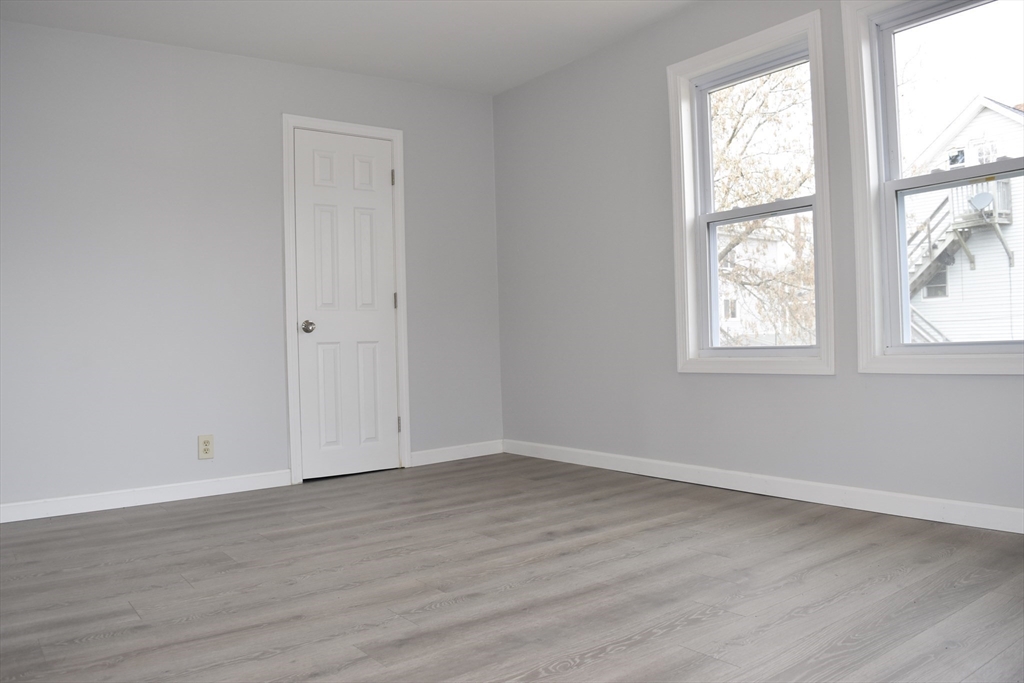 7 Pearl Street Property Photo 12