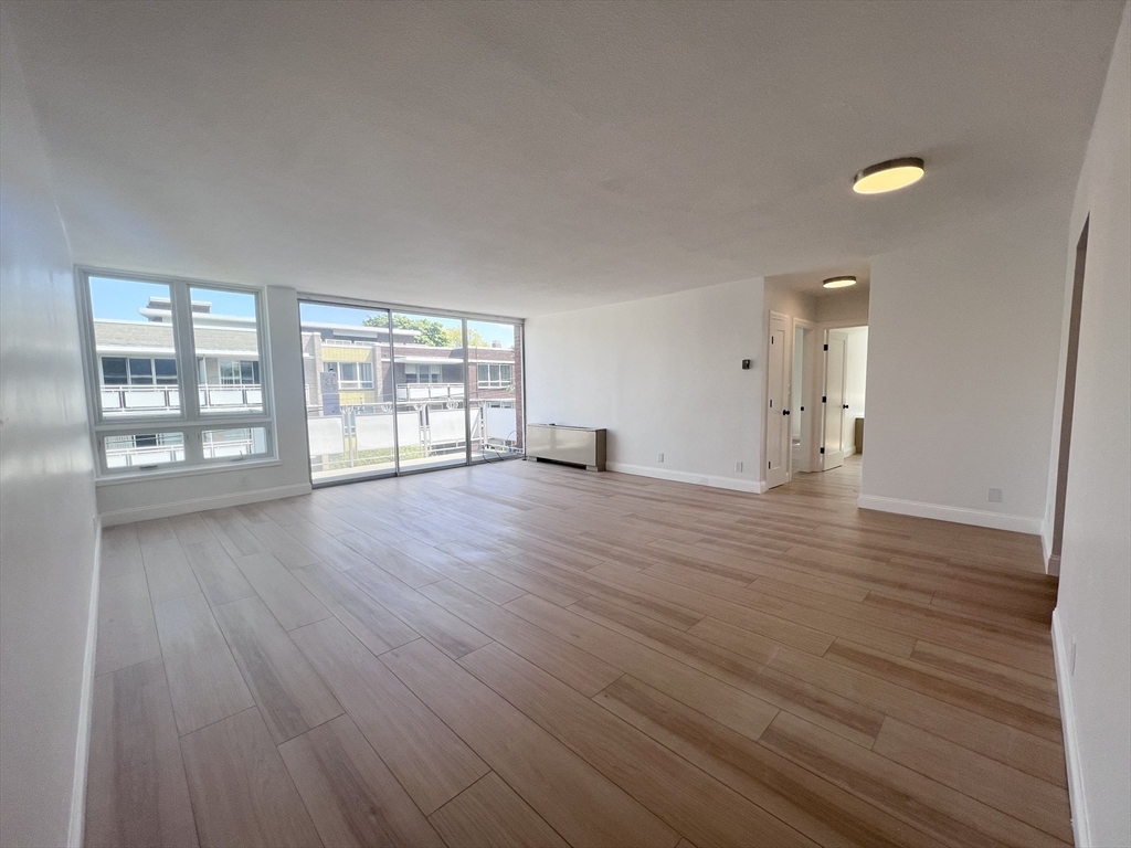 50 Park # 41 Property Photo 3